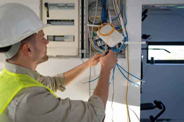Best Electrical Outlet Repair  in California, MO